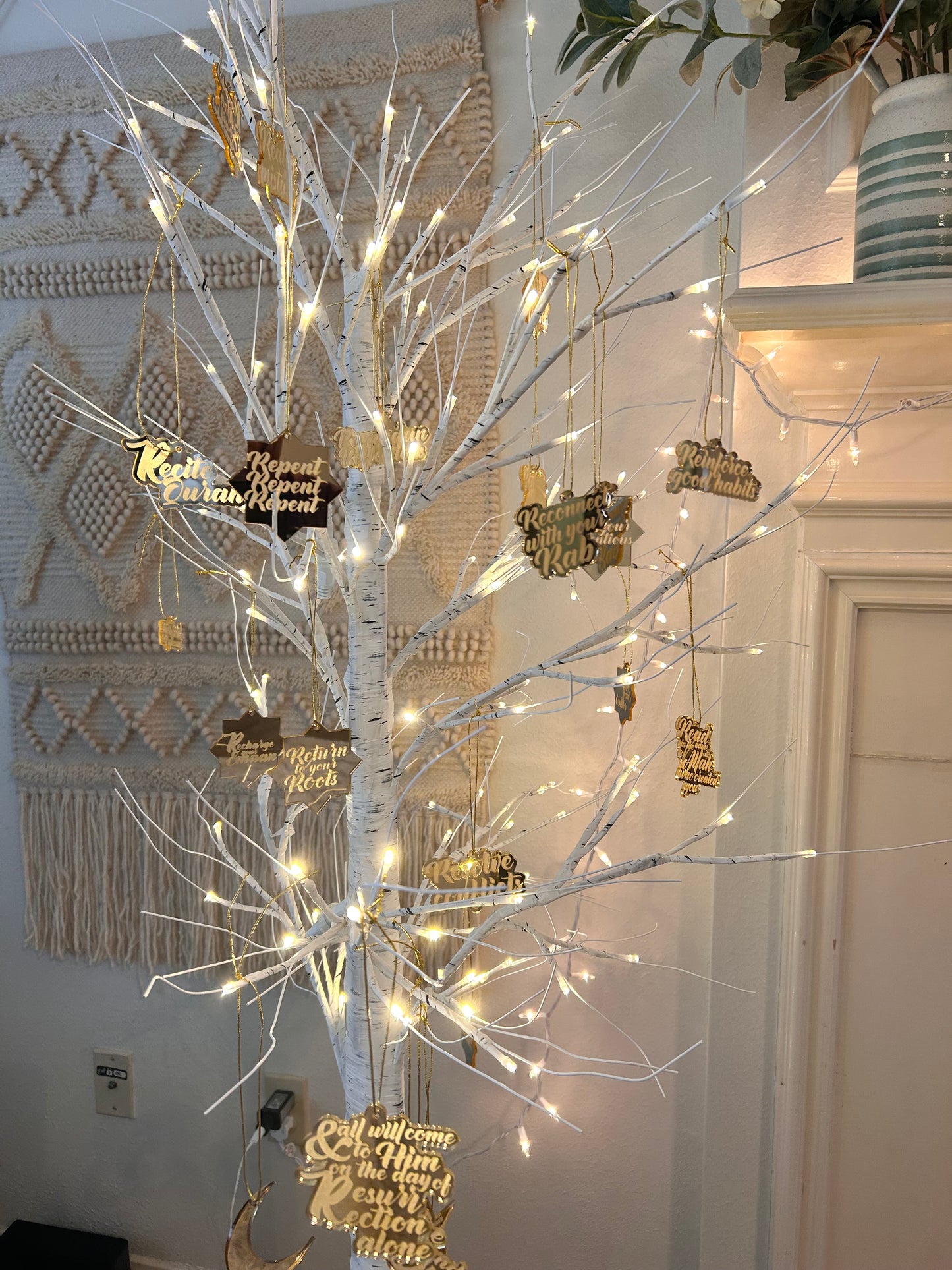 Righteous Reminders Tree- Ramadan and Beyond 6ft