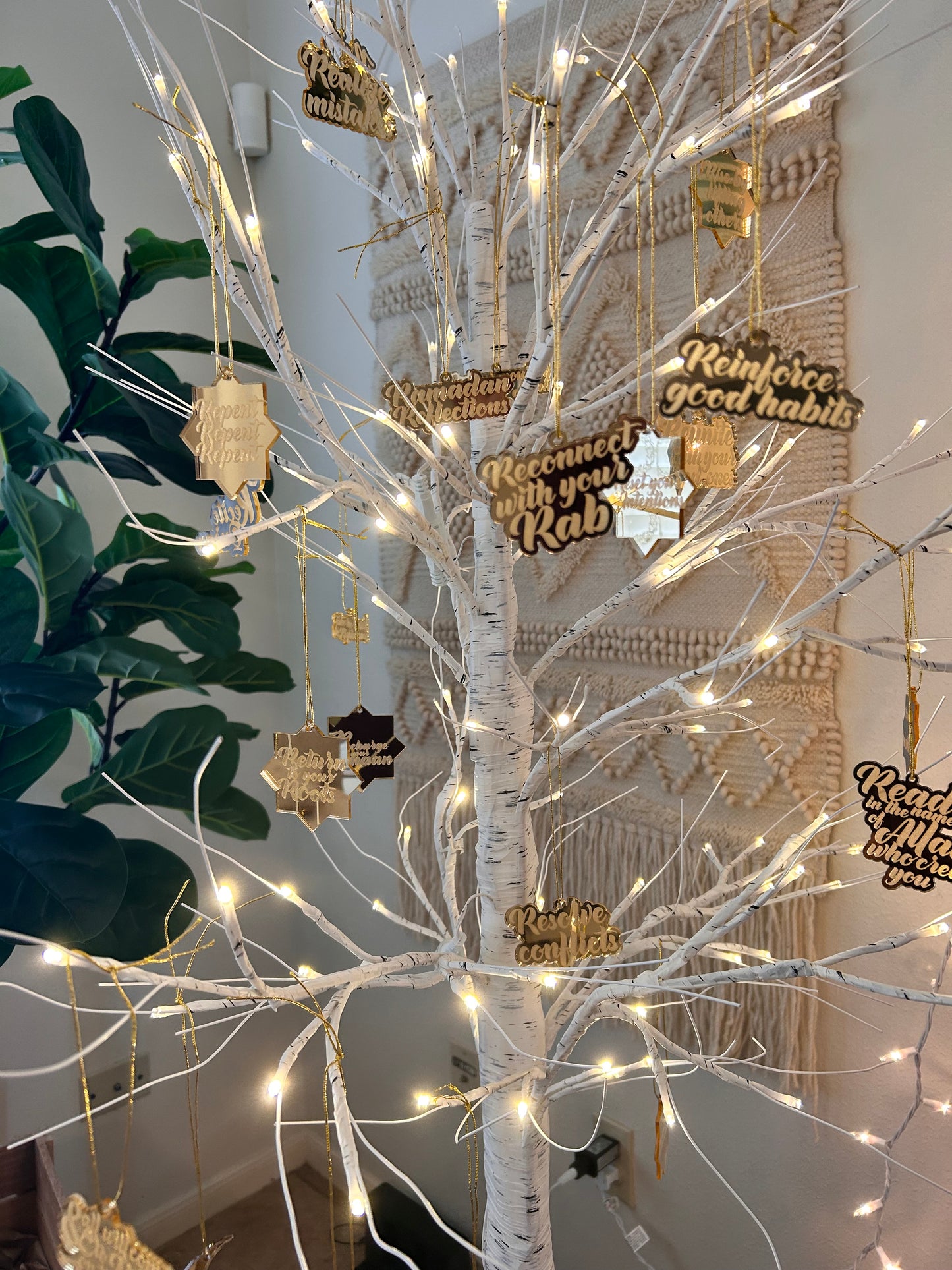 Righteous Reminders Tree- Ramadan and Beyond 6ft